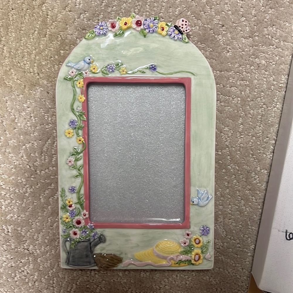 Beautiful CottonTrails picture frame